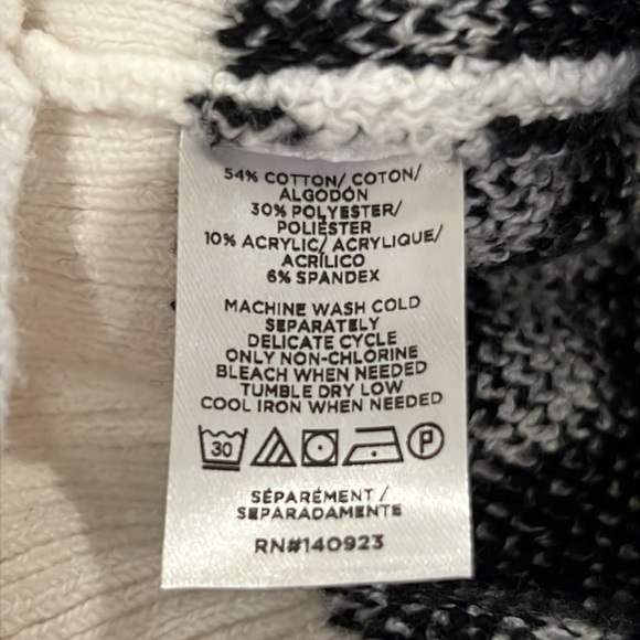 Loft Houndstooth V-neck Cardigan - Picture 6 of 6